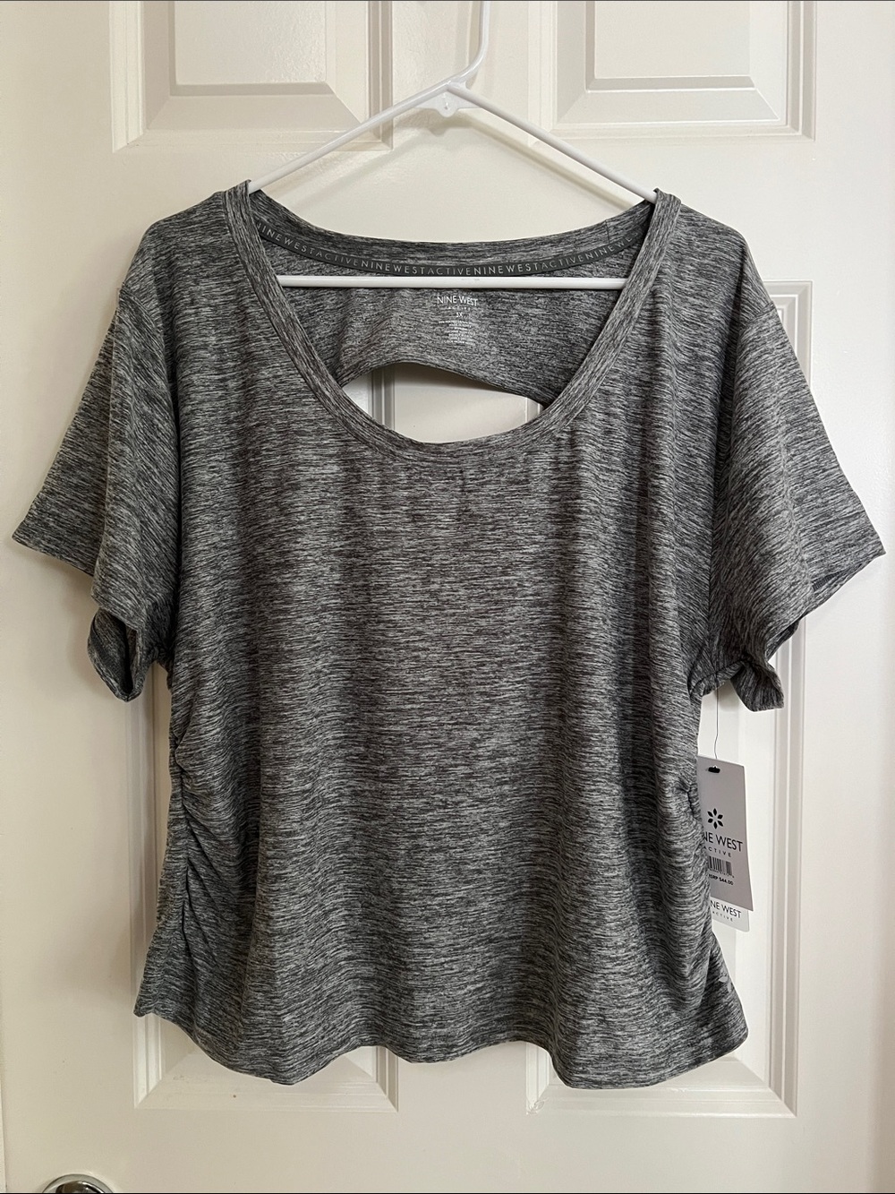 Nine West Heather Gray Short Sleeve Scoop Back Tee